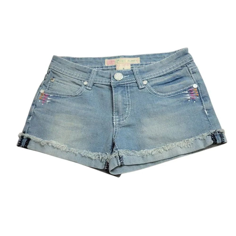 Free Planet embroidered shorts 8